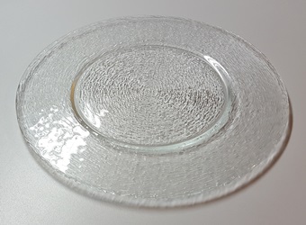 Platzteller aus Glas