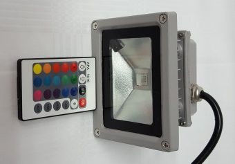 Strahler, LED, 16-Farben-Fluter